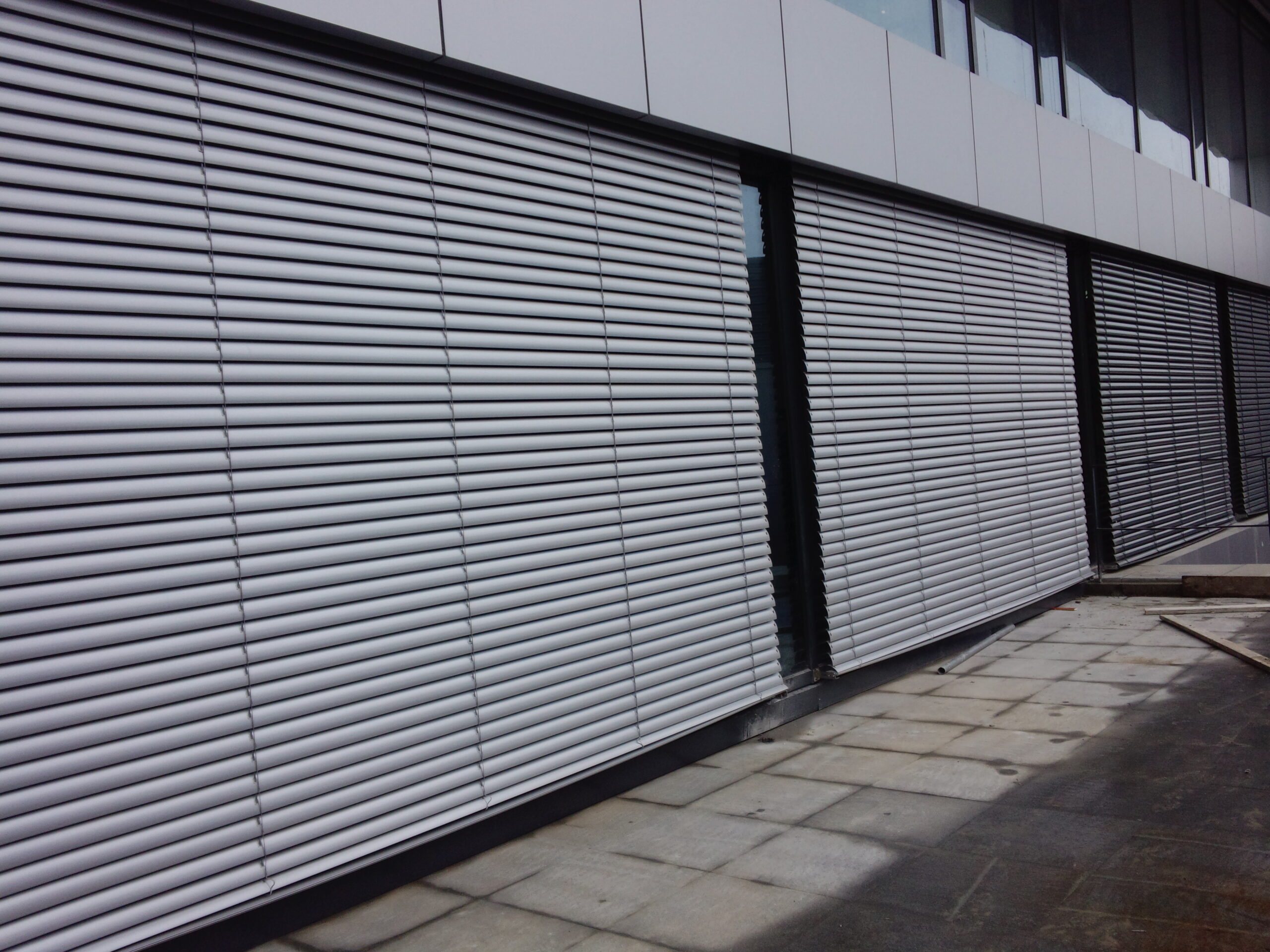 electric outdoor aluminium venetian blinds electric outdoor aluminium venetian blinds