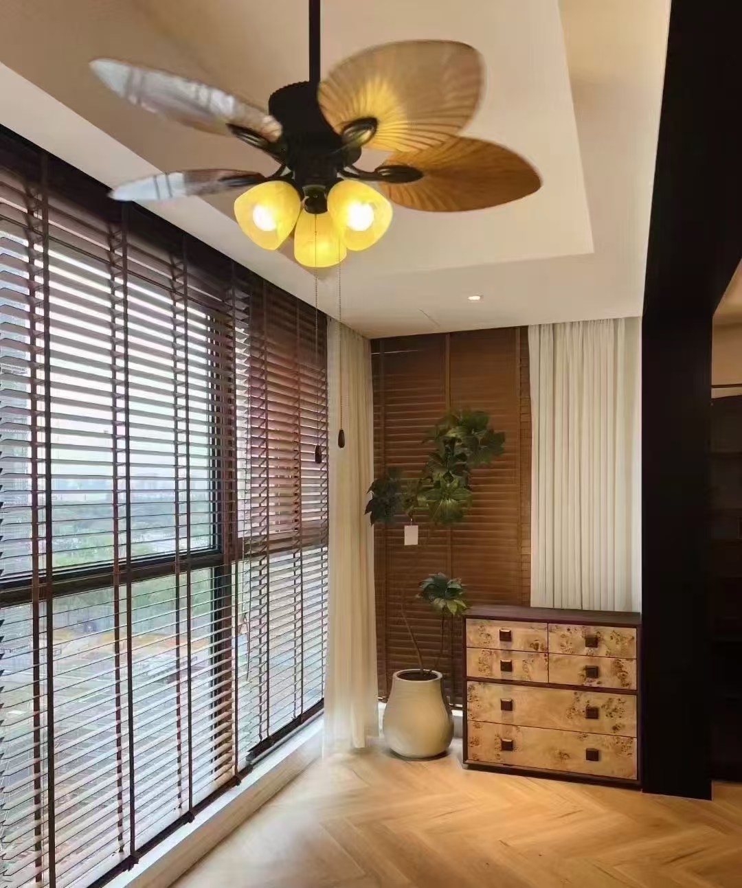 motorized wooden venetian blinds with sheer curtain motorized wooden venetian blinds with sheer curtain