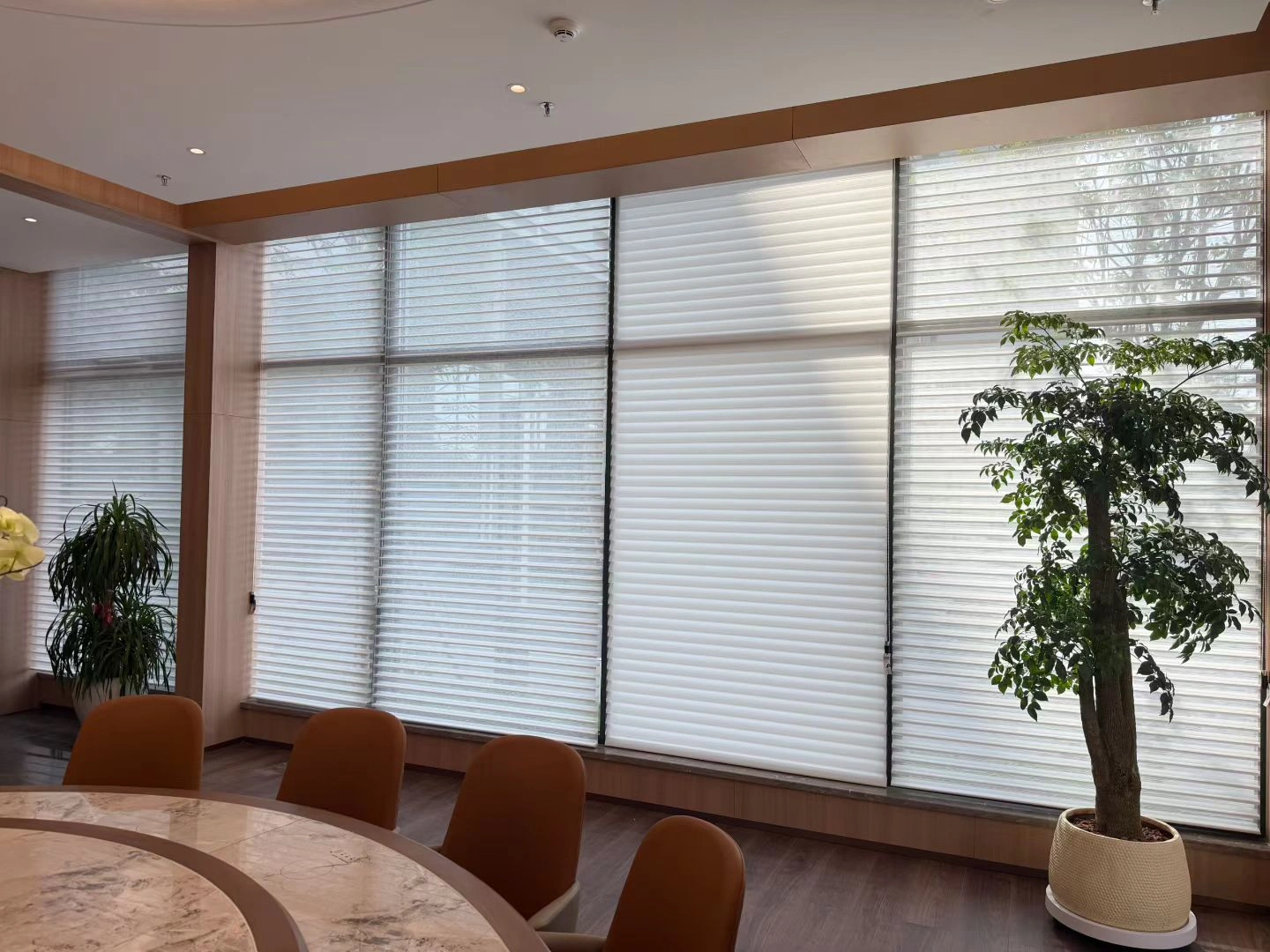 shangri la horizontal shades on window 3 in 1 light control